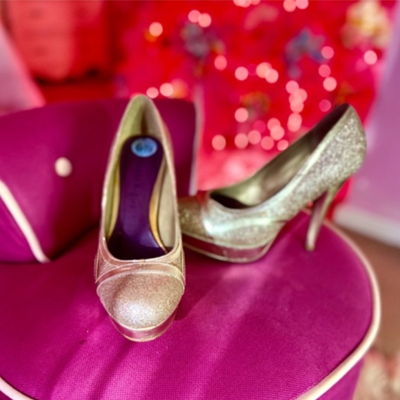 Madden Girl Gold Glitter Platform Sparkly Baddie Stiletto Heels Women’s Shoe 6.5 - Picture 8 of 12